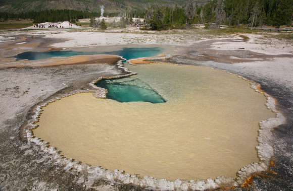 Yellowston Hot Pools
